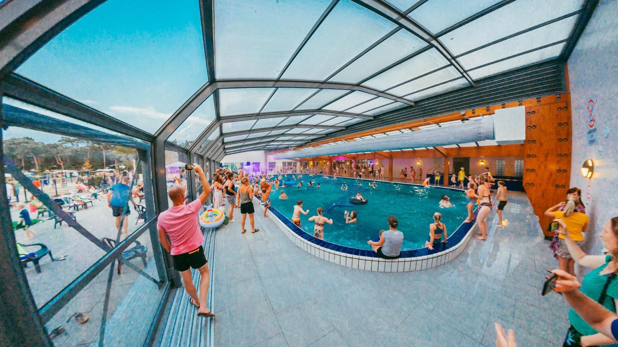 Familie Vakantiepark Krieghuusbelten Raalte Exteriér fotografie